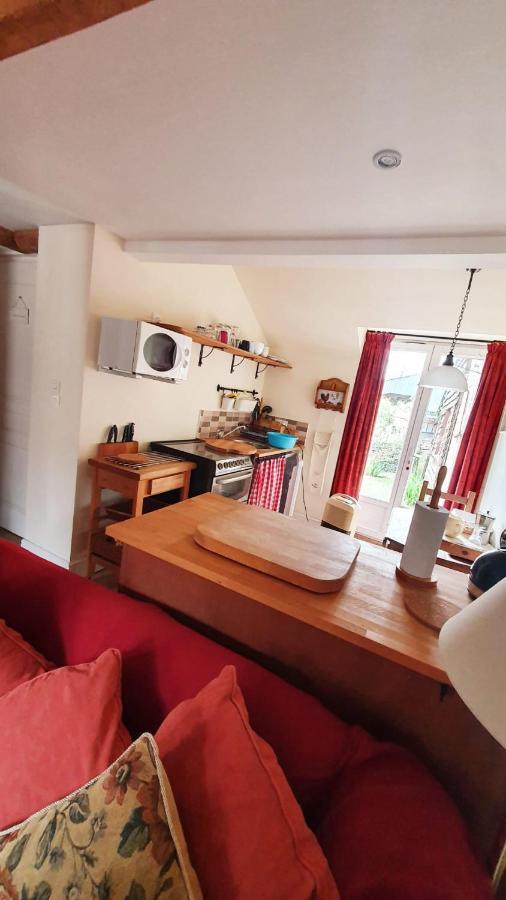 Le Petit Hameau Villa Boffles Exteriör bild