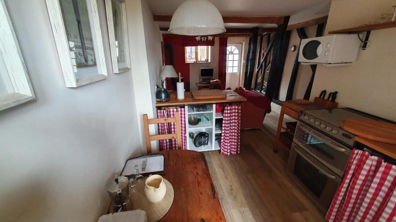 Le Petit Hameau Villa Boffles Exteriör bild